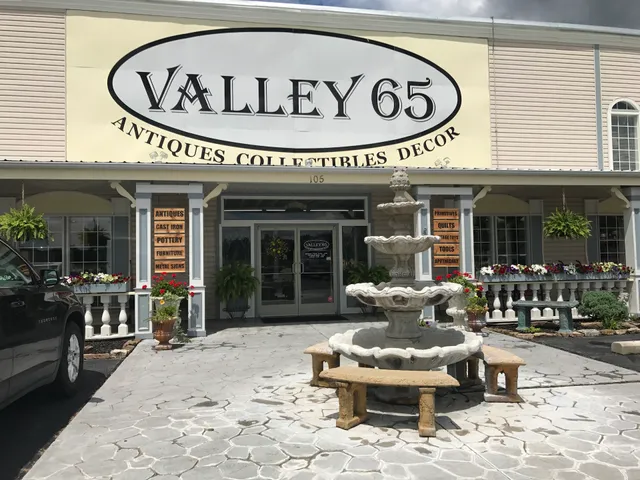 Valley 65 Antiques Collectibles Decor
