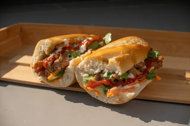 Komi Banh Mi Bar