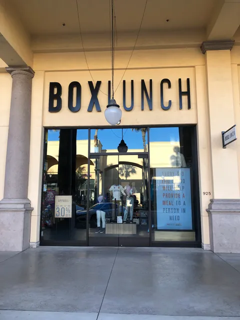 BoxLunch