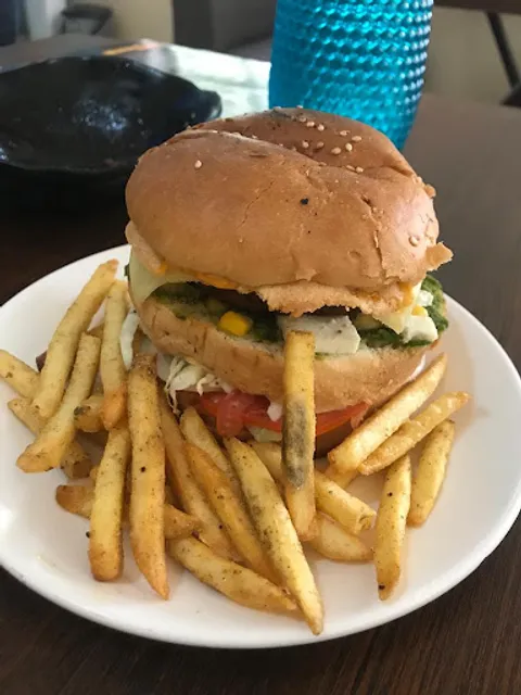 Papa Razzi Restaurant