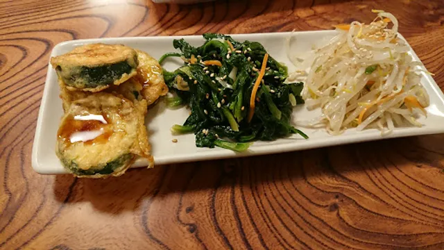 韓国式居酒屋カネモ