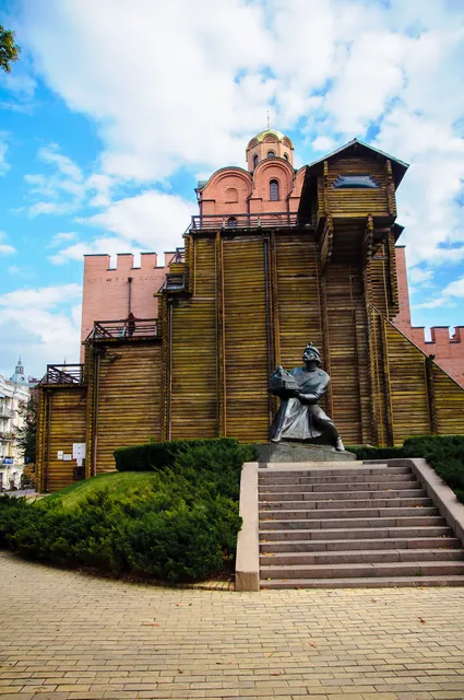 Golden Globus Hostel