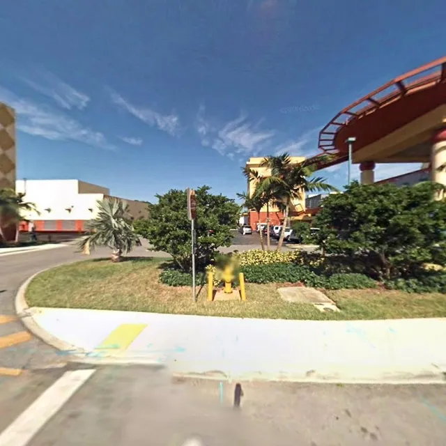 Dr. Fernando J. Llopiz, MD