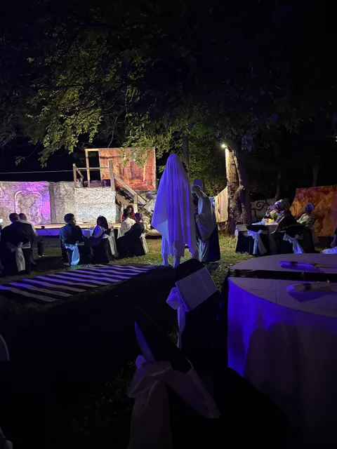 Summer Gardens Theatre