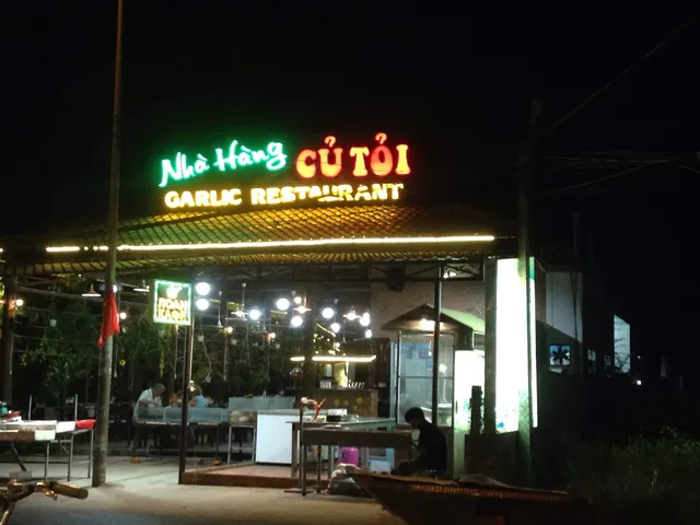 CỦ TỎI - GARLIC RESTAURANT