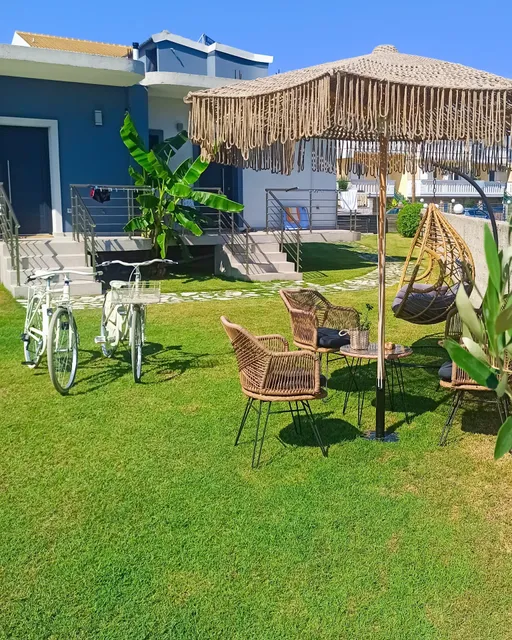 Home Sweet Home Ammoudia