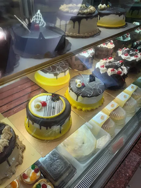 Holland Bakery - Panakkukang