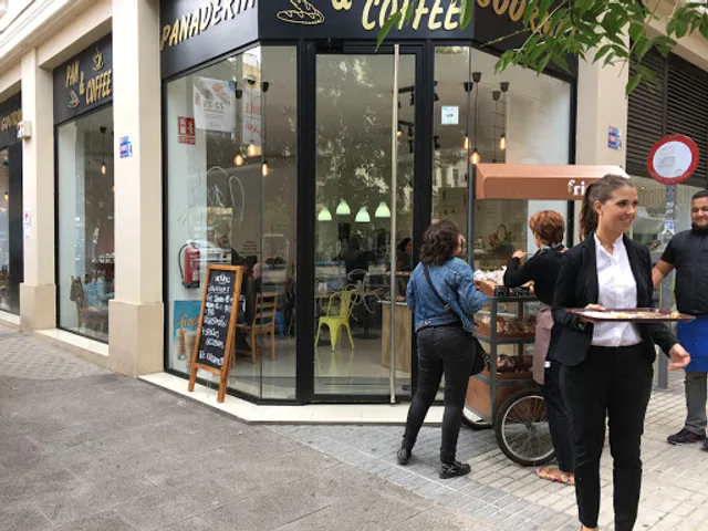Pan & Coffee