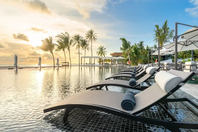 Madifushi Private Island