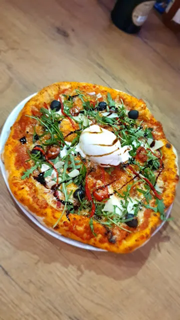 VVOLF Street Restaurant