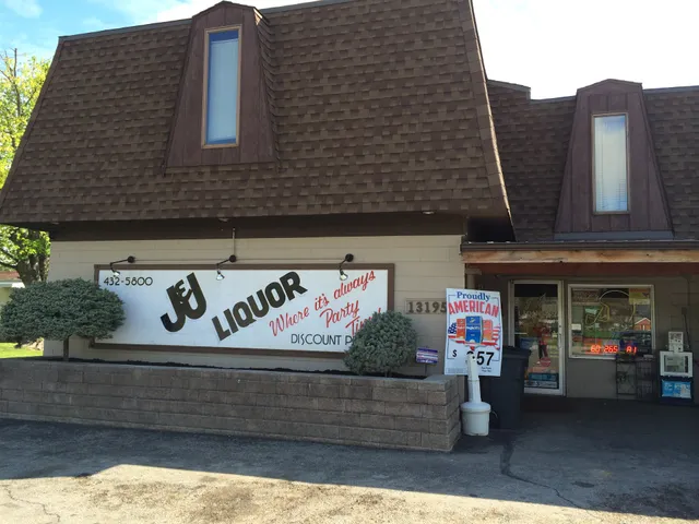 J & J Liquor