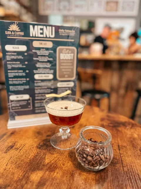 Kava & Canvas Lounge