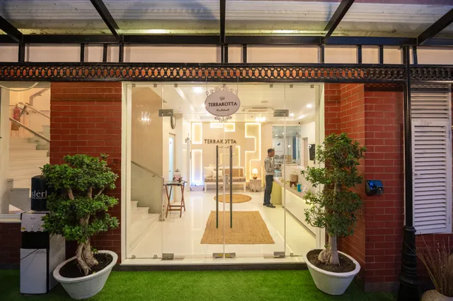 Terrakotta Rishikesh