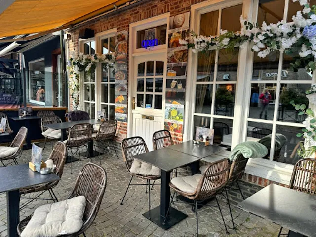 La Traviata van Sluis