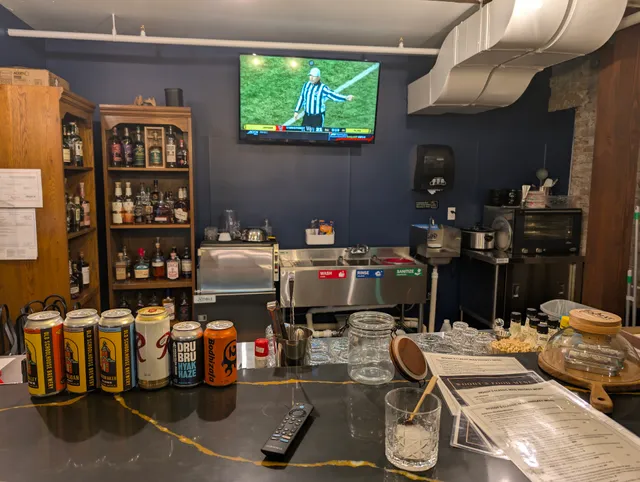 Woody's Classic Man - Ellensburg