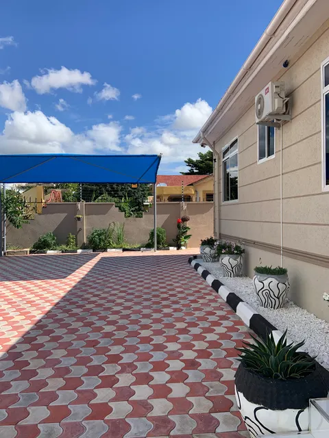 Elite Peak luxury Lodge