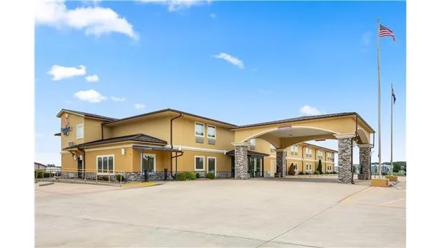 Comfort Inn Willow Springs US 60 and US 63