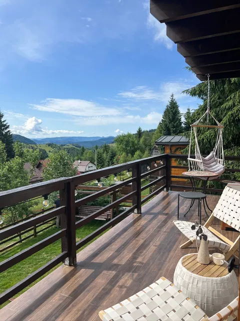 Family Nest Statiunea Baisoara