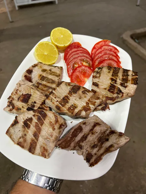 Manger chez Yacine & Youcef