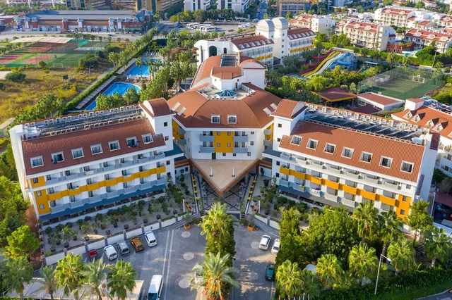 Hane Family Resort Hotel