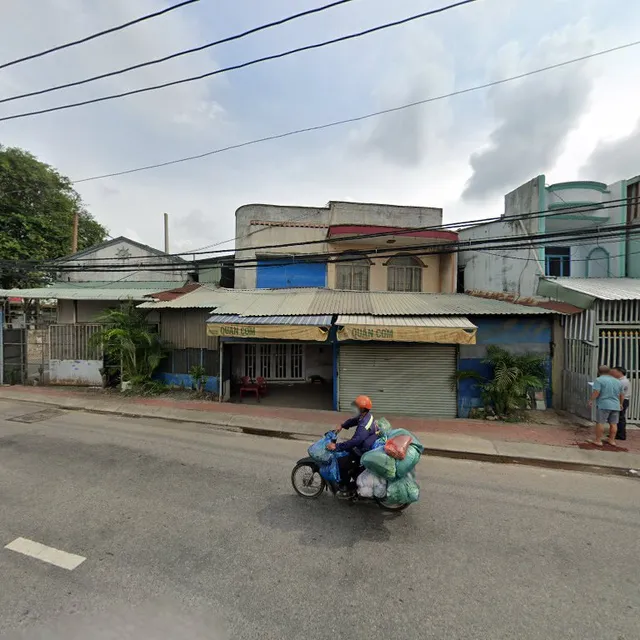 Quán Cơm Ngân Giang