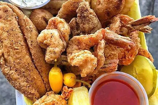 Fishbone Seafood Baldwin Hills