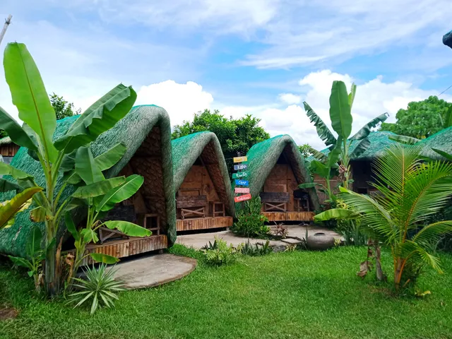 Dupas & Luce Love Lodge