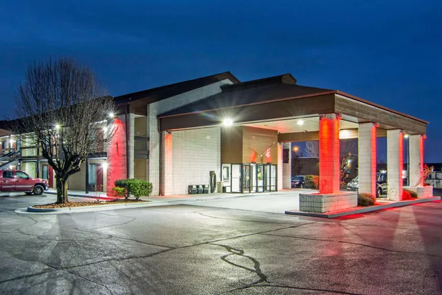 Econo Lodge Madison Airport