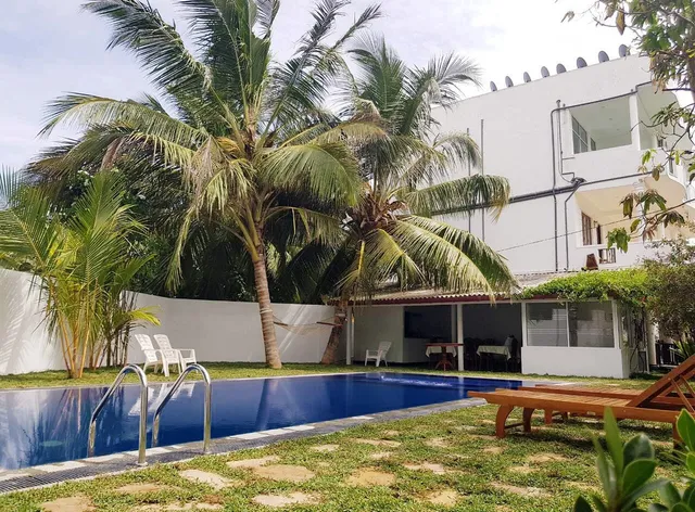 Crystal Oceanic Hotel