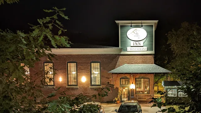 The Common Man Restaurant Claremont