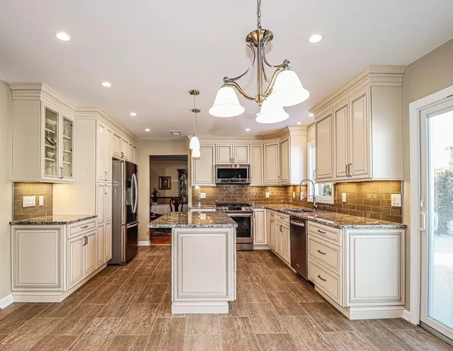 Heart Of The Home Kitchens