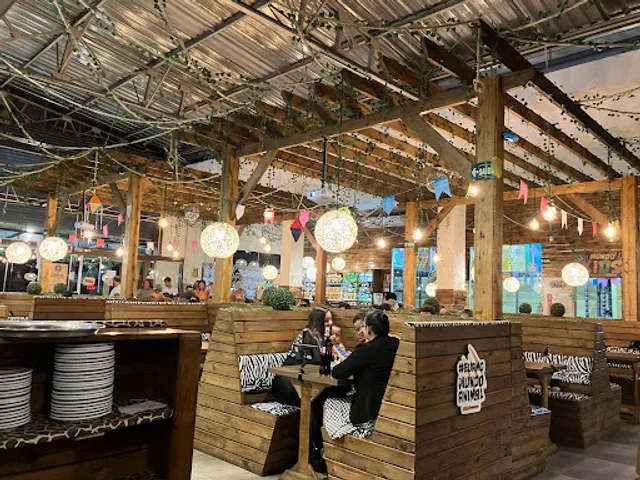 Mundo Animal Lanchonete Temática - Mogi das Cruzes