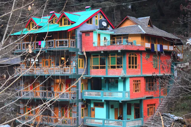 Jibhi house Rooms&cafe