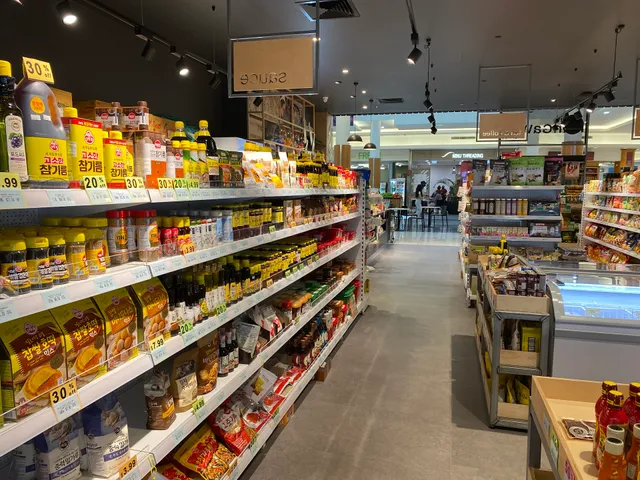 Hangawee market Innaloo