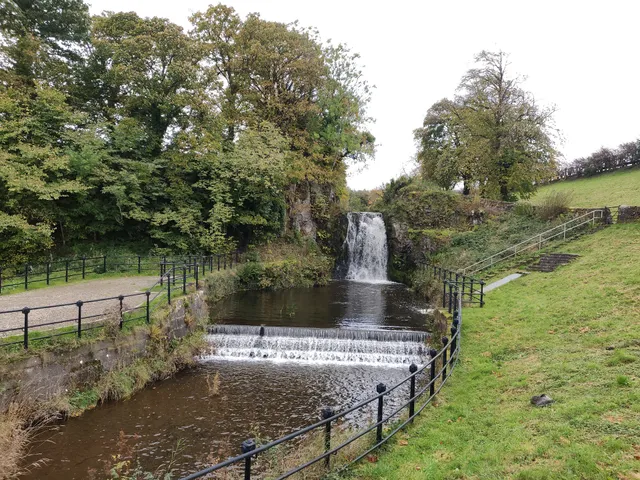 Dams to Darnley Country Park