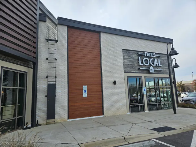 Falls Local