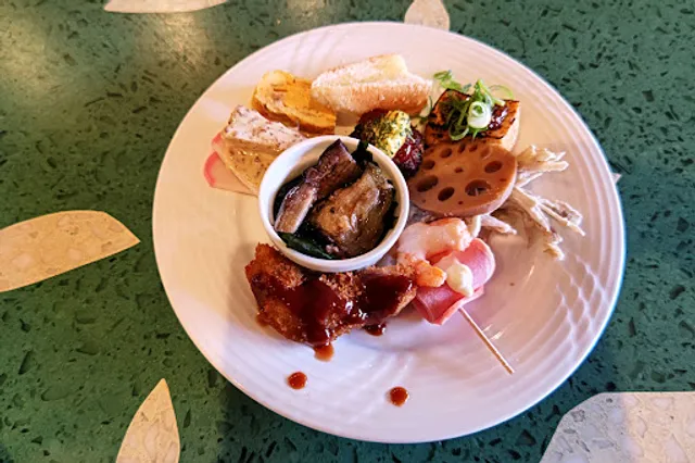 創作イタリアンバイキング 宝食小屋 オピピチュ