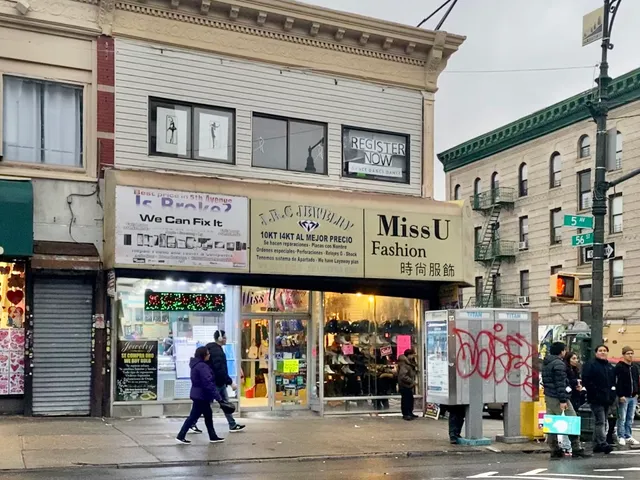 Miss U服装店 女装Women‘s clothing