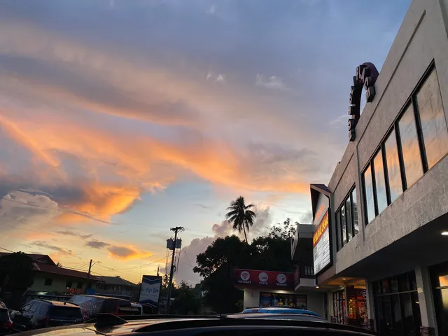 Regal Nu'uuli Place Twin