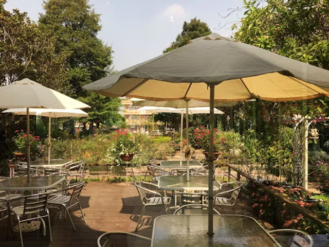 Chiuan-De Rose Garden Restaurant