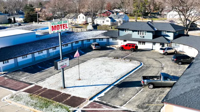 Village Inn Motel