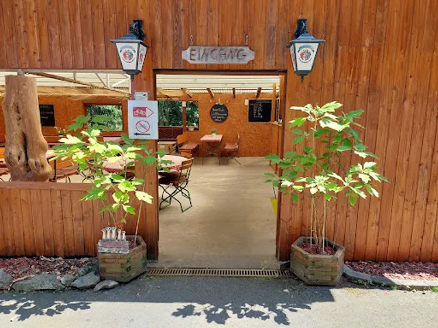 Waldbaude am Staudamm