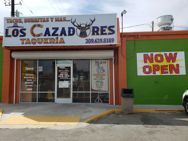 LOS CAZADORES TAQUERIA