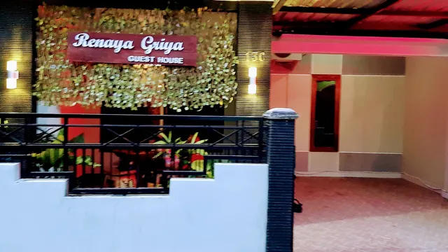 Renaya Griya Guest House