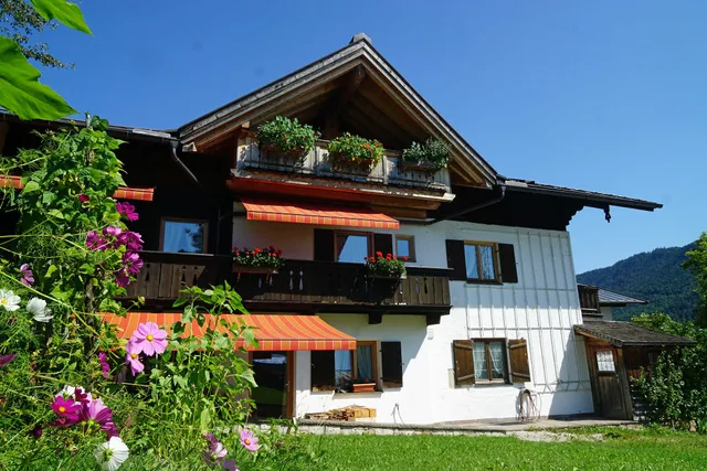 Gästehaus Zauner Ferienwohnung / Zimmer mit Frühstück