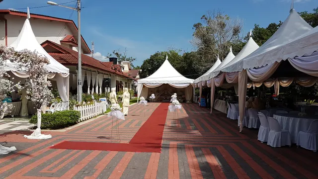 D’merbau Homestay & Laman Kahwin Sg Buloh (wholly owned by Dmerbau Services) cw pool BBQ Gazebo.