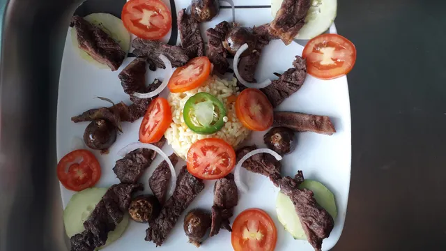 BAMBOOSTEAKANDBEER (KARAOKE Y BILLAR)