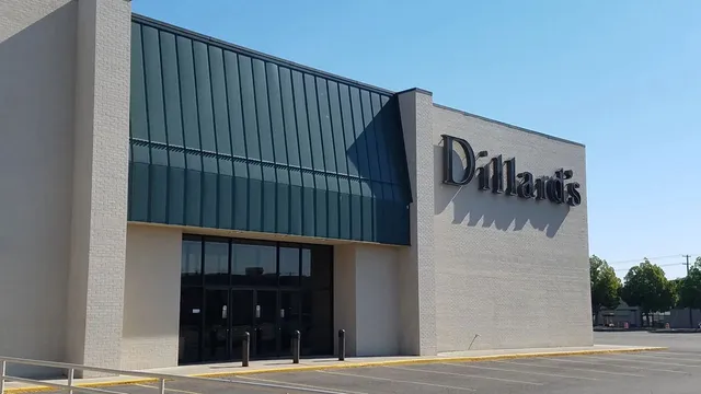 Dillard's