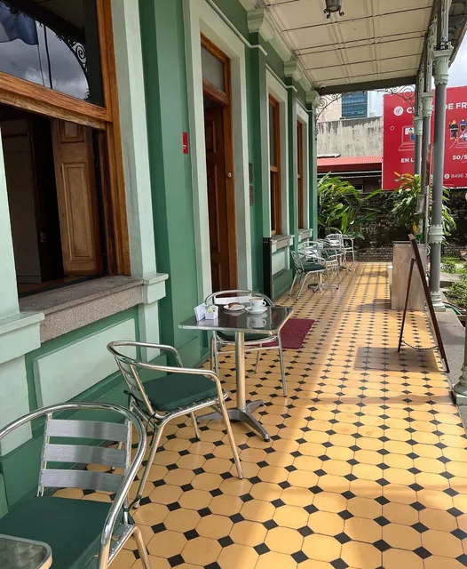 Le Café Barrio Amón