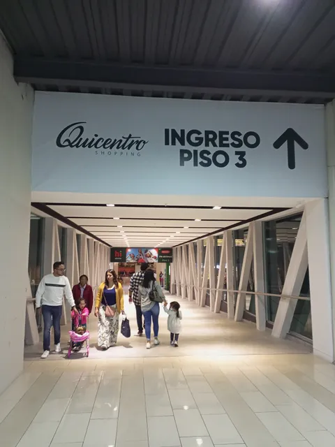 Quicentro Shopping El Comercio